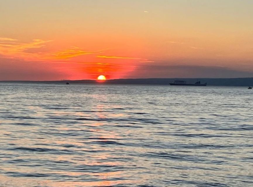 Marseille: Sunset Frioul Archipelago Boat Cruise - Who will enjoy this cruise most?