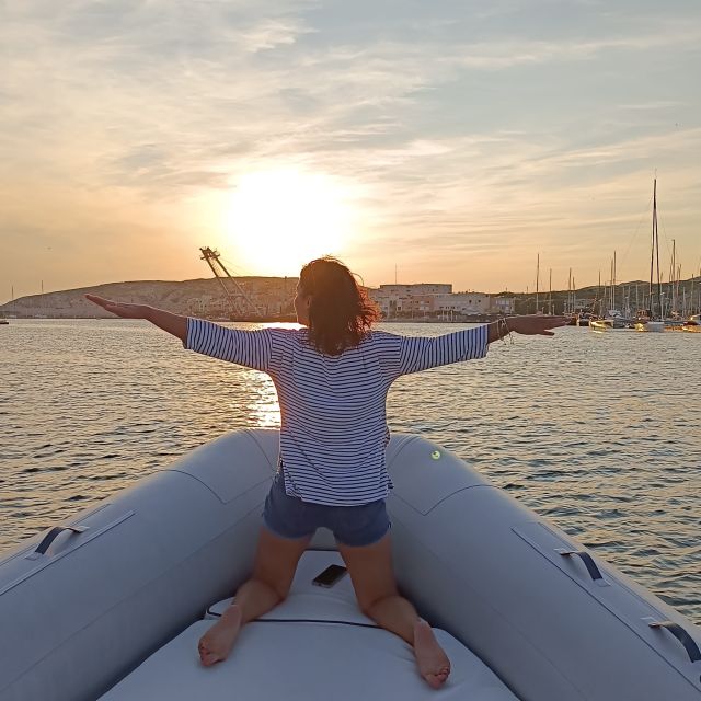 Marseille: Sunset Frioul Archipelago Boat Cruise - Château d’If from the water