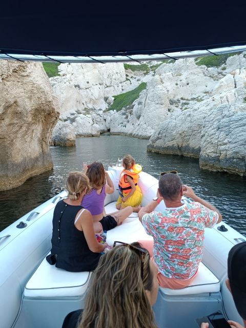 Marseille: Sunset Frioul Archipelago Boat Cruise - Port du Frioul and time to look around