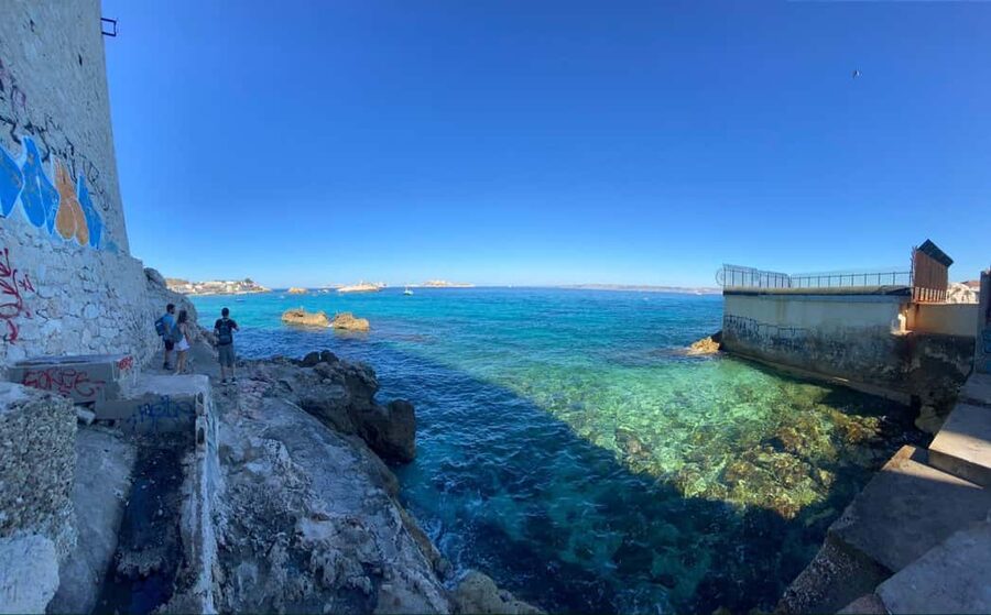Marseille: Urban Hiking Tour with a Local Guide - From Palais du Pharo to Plage des Catalans