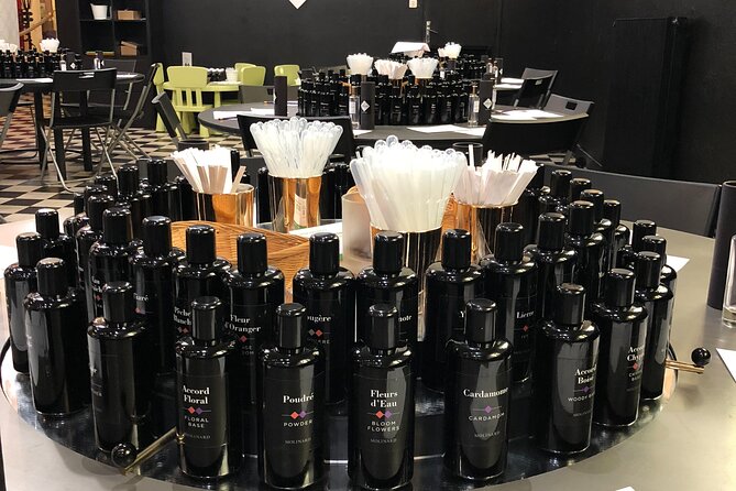 Molinard Classic Perfume Workshop in Grasse - The first lesson: top, heart, and base notes