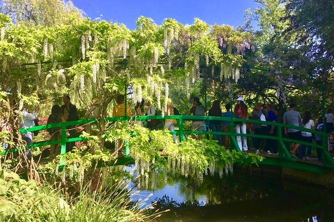 Monet's Gardens & House-Private Giverny Tour From Paris - Walking the Clos Normand garden