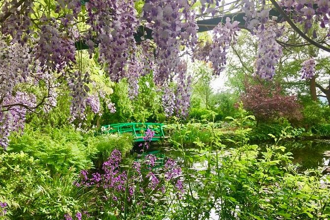 Monet's Gardens & House-Private Giverny Tour From Paris - A short walk through Giverny village