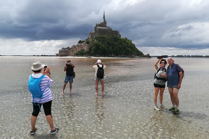 Mont-Saint-Michel bay walk - The quicksand activity is the family highlight
