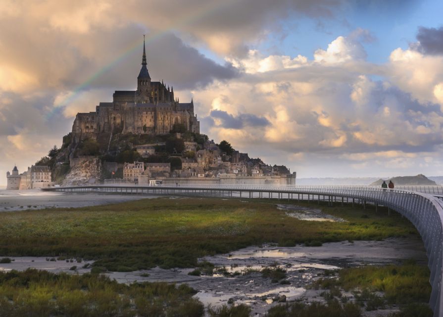 Mont-Saint-Michel: Private Guided Tour with Abbey Entrance - Why a private tour helps at Mont-Saint-Michel