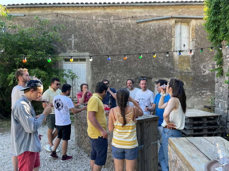 Montpellier: Pic Saint-Loup Wine Tour - A family meal for €30