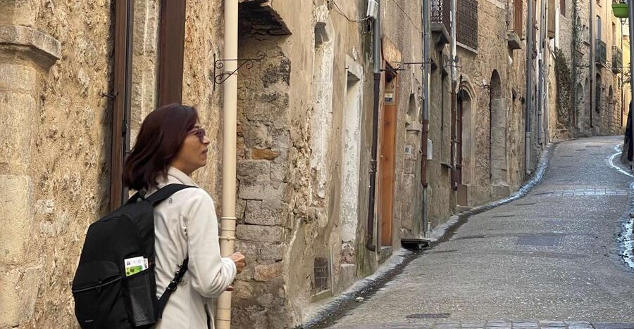 Montpellier: St. Guilhem le Désert and Moureze Day-Trip - Salagou Lake, red hills, and your picnic