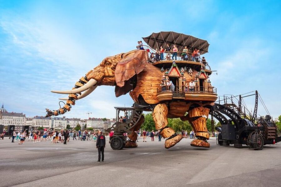 Nantes: Private custom tour with a local guide - What you actually do during the walk