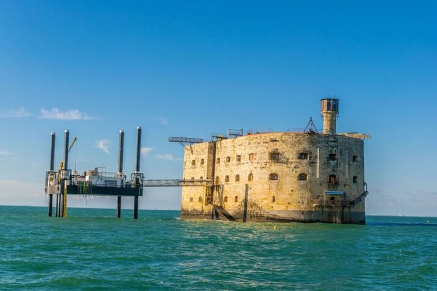 Nantes: Private custom tour with a local guide - Price: good value for a private group