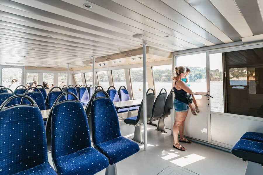Nice: 1-Hour Sightseeing Cruise to Villefranche Bay - Leaving Nice from Quai Lunel