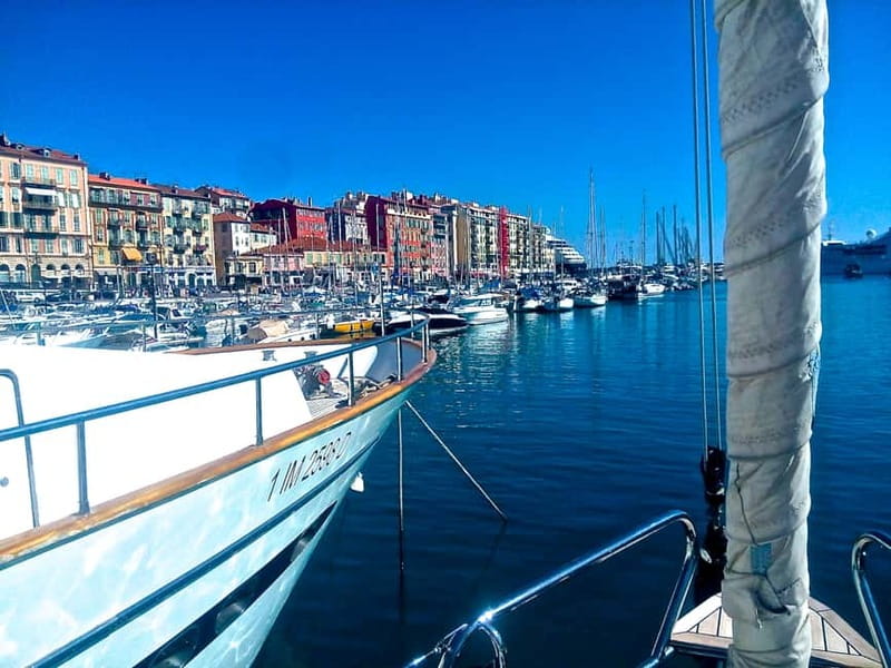 Nice: 3-Hours E-Bike Tour Essentials & Best districts - Place Garibaldi and the eastern side of Nice