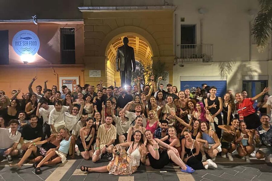 Nice: 4 Bar, 1 Club Riviera Bar Crawl Party with Free Shots - Promenade des Anglais after dark