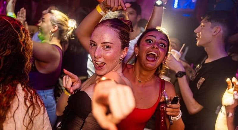 Nice: Bar/Pub Crawl with Free Shots and VIP Entry - Who will enjoy this most