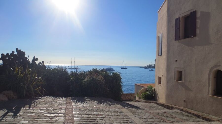Nice: Cannes, Antibes & St Paul de Vence Half-Day Tour - Who will enjoy this tour most?