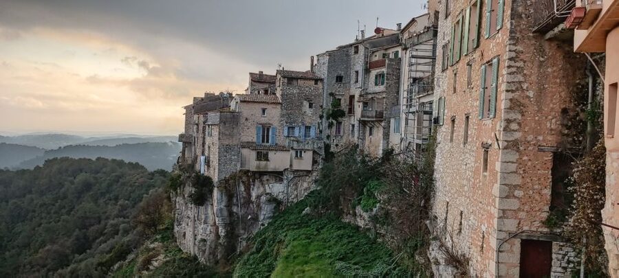 Nice: Medieval Villages Full-Day Guided Trip - Who should book this tour?