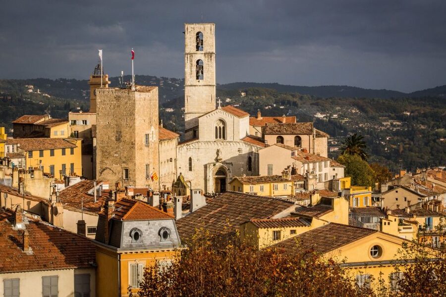 Nice: Medieval Villages Full-Day Guided Trip - Tourrettes-sur-Loup and the violet ice cream test