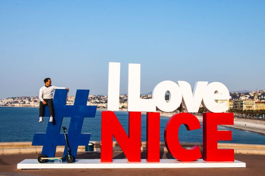 Nice: Must-Sees Electric Scooter Tour - Getting comfortable on the electric scooter