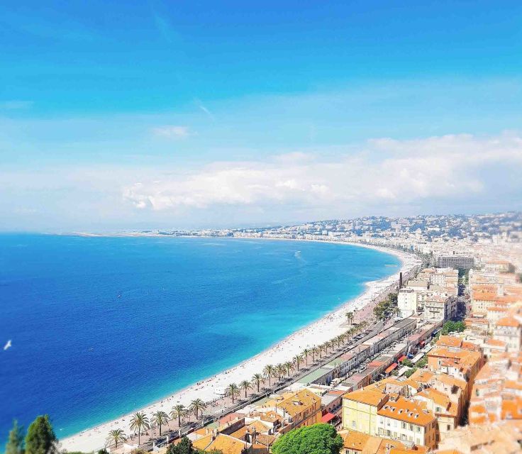 Nice Old Town and Castle Hill: Guided Cultural Walking Tour - Walking the lanes of Le Vieux Nice