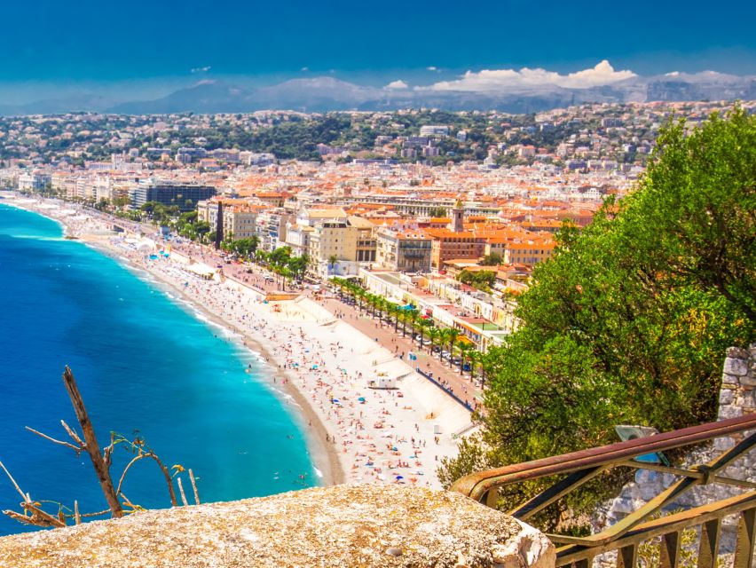 Nice Old Town and Castle Hill: Guided Cultural Walking Tour - Climbing Castle Hill for the final view