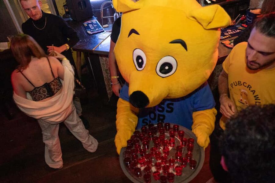 Nice: Party Bar Crawl with Club VIP, 6 Shots, and Games - Practical tips for a better night