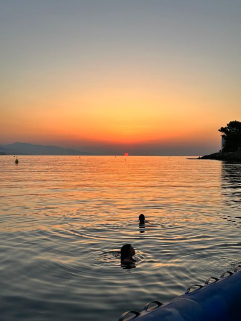 Nice: Saint Jean Cap Ferrat Sunrise Boat Trip with Breakfast - What to pack for a comfortable morning