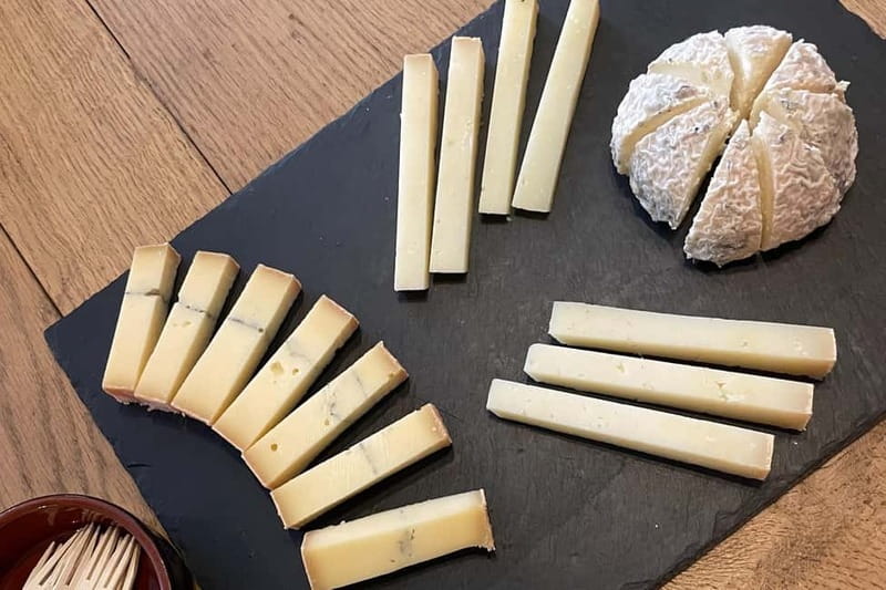 No Diet Club : Bordeaux Food Tour in Bordeaux center ! - Key points to know before booking