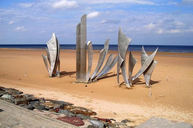 Normandy American D-Day Experience - Group tour from Bayeux - The Richard Winters monument and inland objectives
