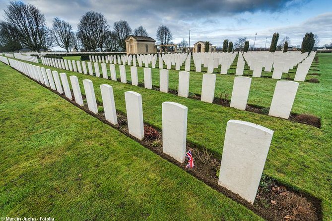 Normandy Battlefields Day Trip: Omaha, Sword & British Airborne Sector (A1B2) - Sword Beach: the British route toward Caen