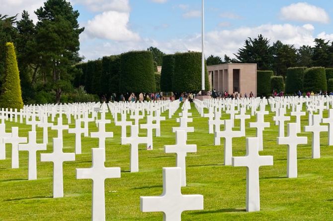 Normandy Battlefields Day Trip: Omaha, Sword & British Airborne Sector (A1B2) - Omaha Beach: understanding the hardest landing