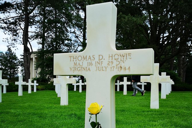 Normandy Battlefields Tour - American Sites (A3) - Pointe du Hoc and the cliff assault