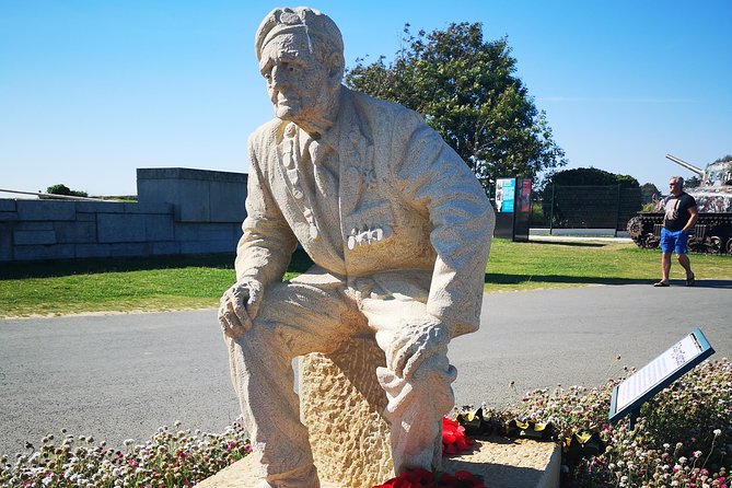 Normandy Battlefields Tour - Sword Beach and the British Airborne Sector (B2) - Starting in Bayeux and reaching the battlefield