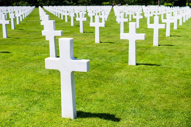 Normandy D-Day Small-Group Day Trip with Omaha Beach, Cemetery & Cider Tasting - Normandy cider at Ferme de la Sapiniere