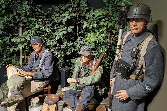 Normandy Victory Museum admission ticket - Twenty scenes that put you in June 1944