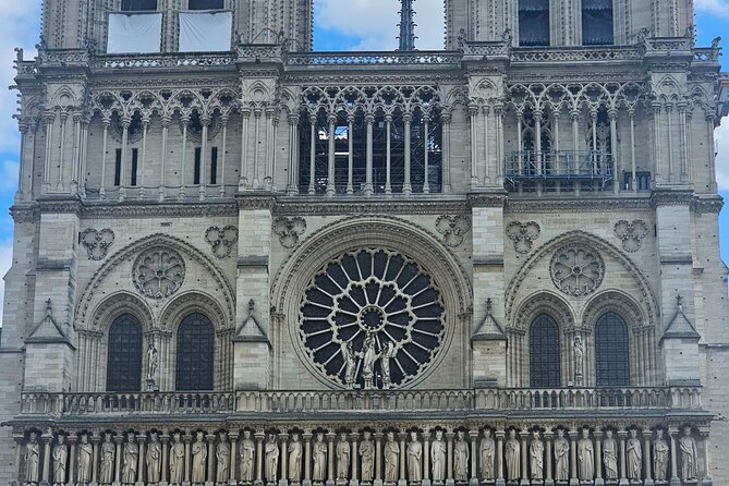 Notre Dame Outdoor Walking Tour and Entrance to Sainte Chapelle - Who will enjoy this experience most?