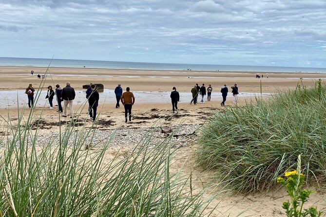 Omaha Highlights Tour with a DDAY expert from Bayeux - What the guides add to the experience