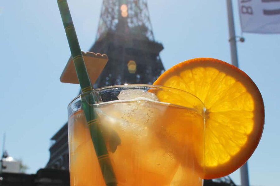 Paris: 1-Hour Sightseeing Cruise and 3-Course Bistro Dinner - What this Paris evening actually includes
