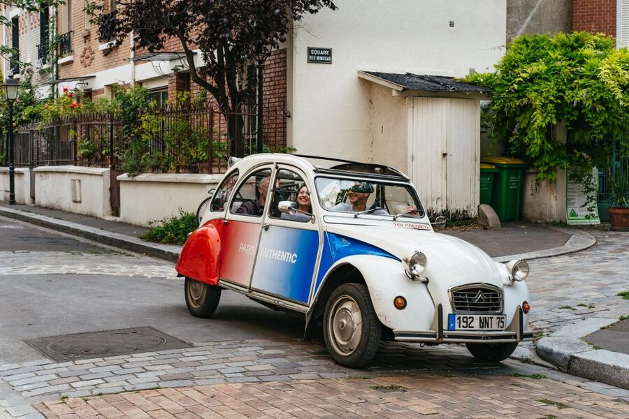 Paris: 1-Hour Vintage Citroen 2CV Tour - Les Invalides, Pont Alexandre III, and the grand riverfront