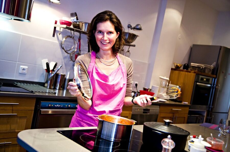 Paris: 2.5-Hour French Pastry Cooking Class - Arriving at 92 rue Nollet in Paris