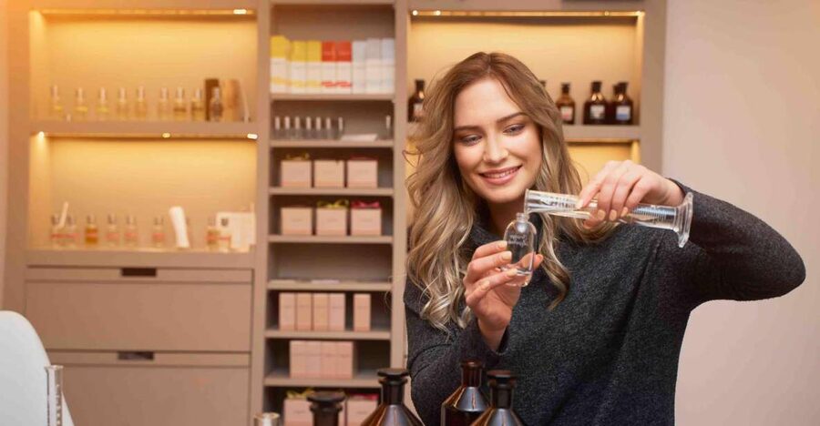 Paris: 2-Hour Perfume Creation Workshop - Your 50-ml bottle and the useful reorder option