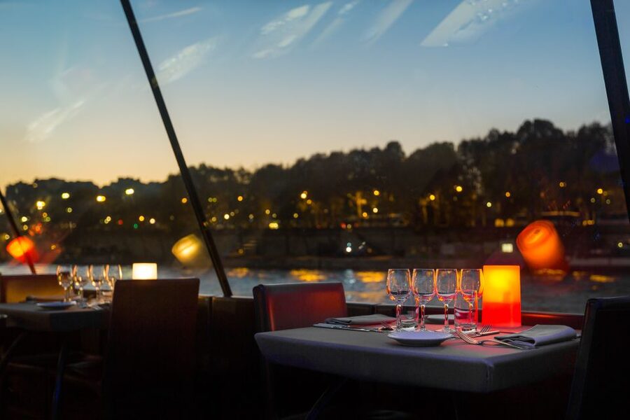 Paris: 3-Course-Dinner Cruise with Wine on the Seine River - Who will enjoy this Seine dinner most?