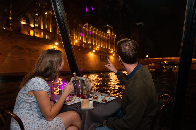 Paris 3-Course Gourmet Dinner and Sightseeing Seine River Cruise - The Eiffel Tower at night