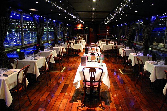 Paris 3-Course Gourmet Dinner and Sightseeing Seine River Cruise - Notre Dame, the Conciergerie, and the Louvre