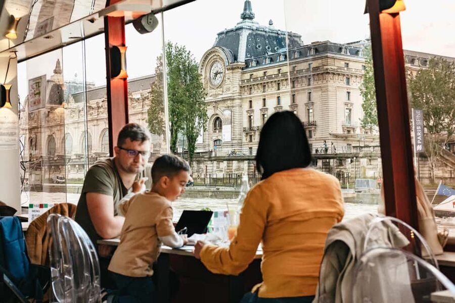 Paris: 3-Course Italian Meal Seine Cruise - What the Trattoria en Seine experience is really like