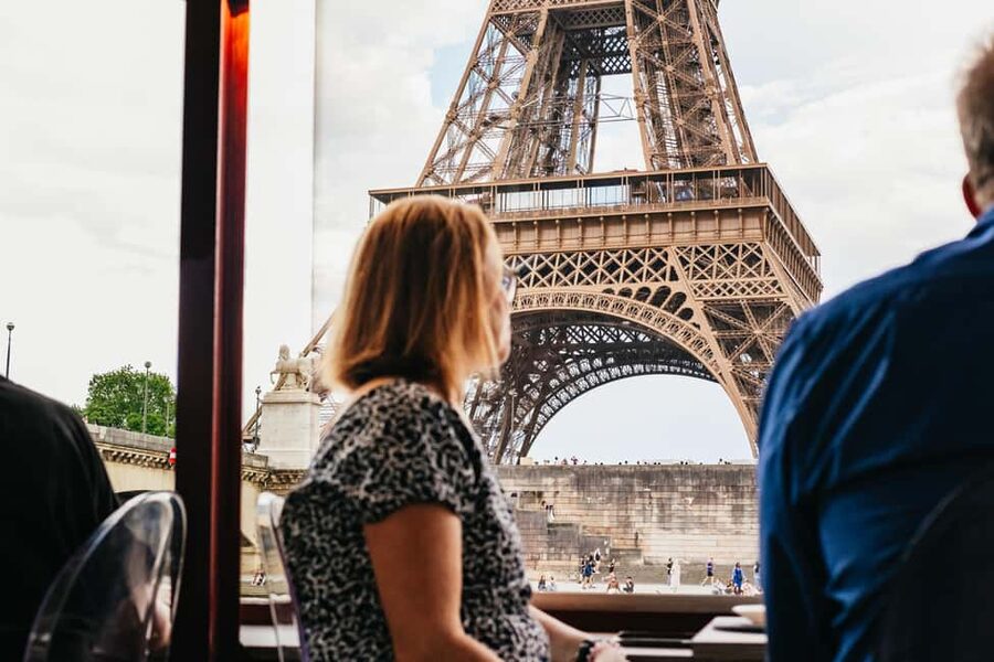 Paris: 3-Course Italian Meal Seine Cruise - Is the food good for a $69 experience?