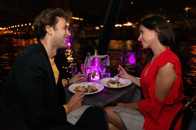 Paris 3-Courses Gourmet Dinner Seine River Cruise with Champagne - The three-course French menu