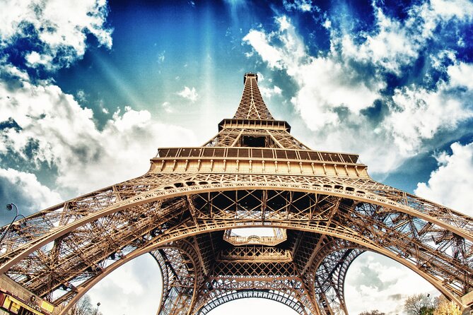 Paris Airports Private Roundtrip Transfer - Key points at a glance