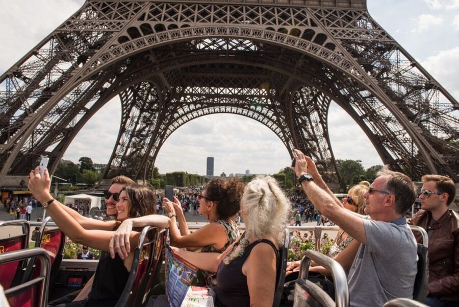 Paris: Arc de Triomphe Ticket & Big Bus Hop-on Hop-off Tour - Climbing the Arc de Triomphe
