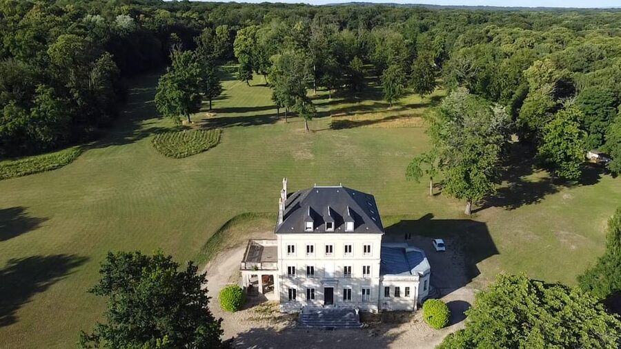 Paris: Aumont-en-Halatte Horseback Riding Tour - A Quiet Horse Ride Close to Paris