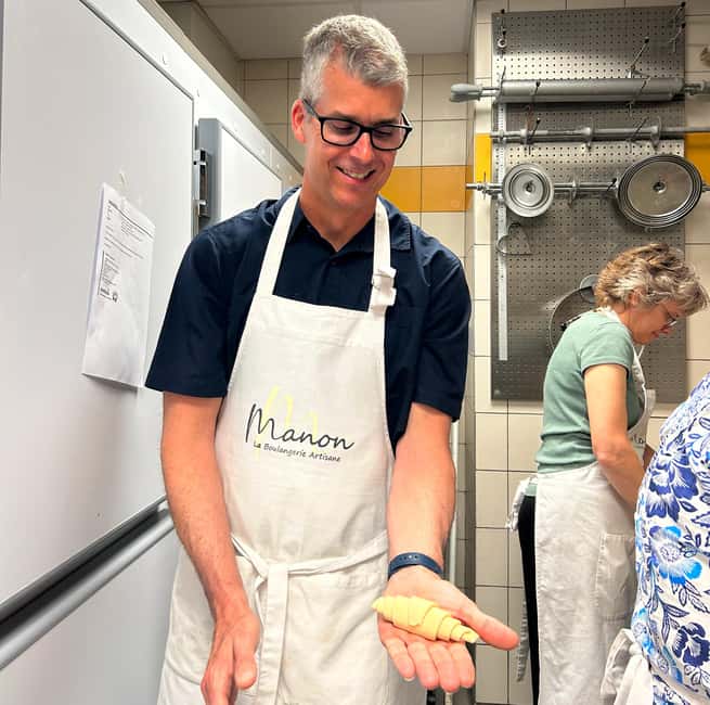 Paris: Baking Insider Experience with a Professional Baker - Shaping A Baguette In A Paris Bakery