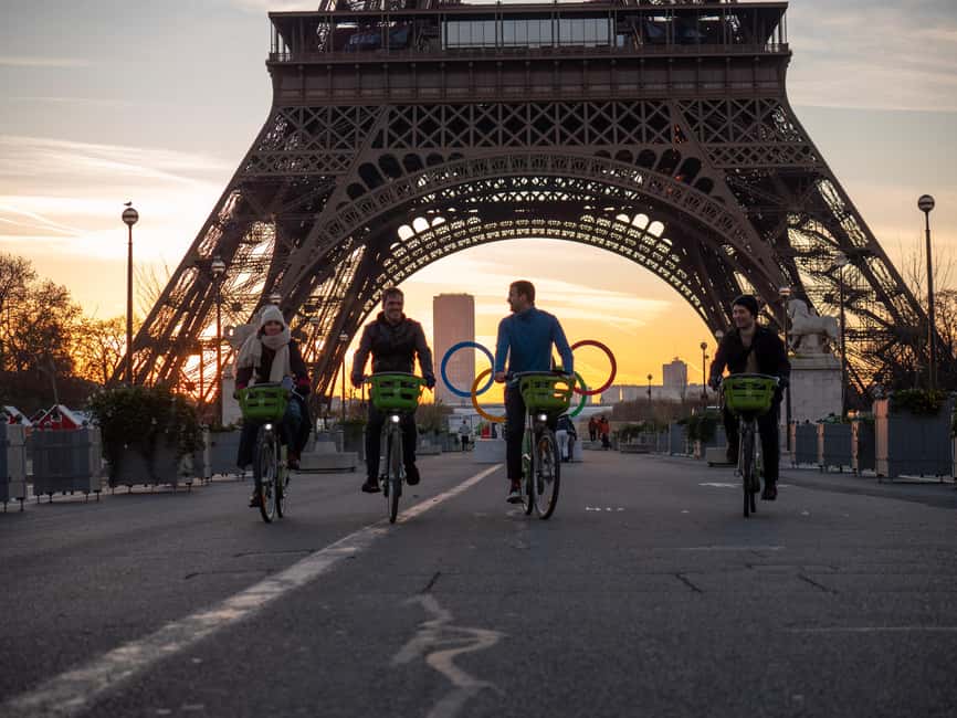 Paris Before the Crowds: Sunrise Bike Tour with Breakfast - Why sunrise changes the Paris experience